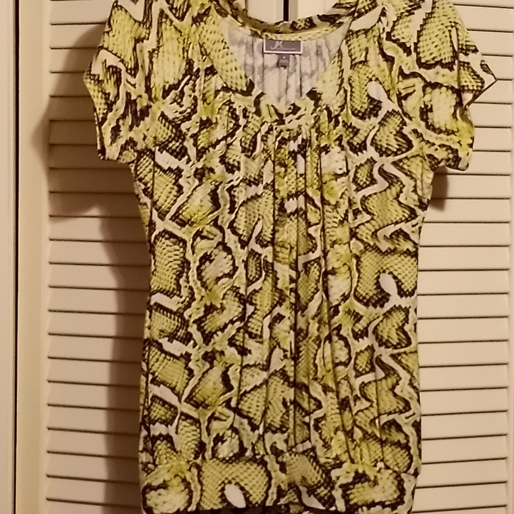 JM Collection Small Banded Bottom Yellow-green Top